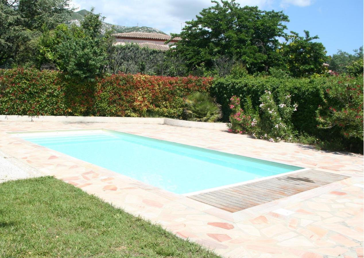 Studio Independant A La Villa Garlaban 3 Etoiles Gémenos Exterior foto